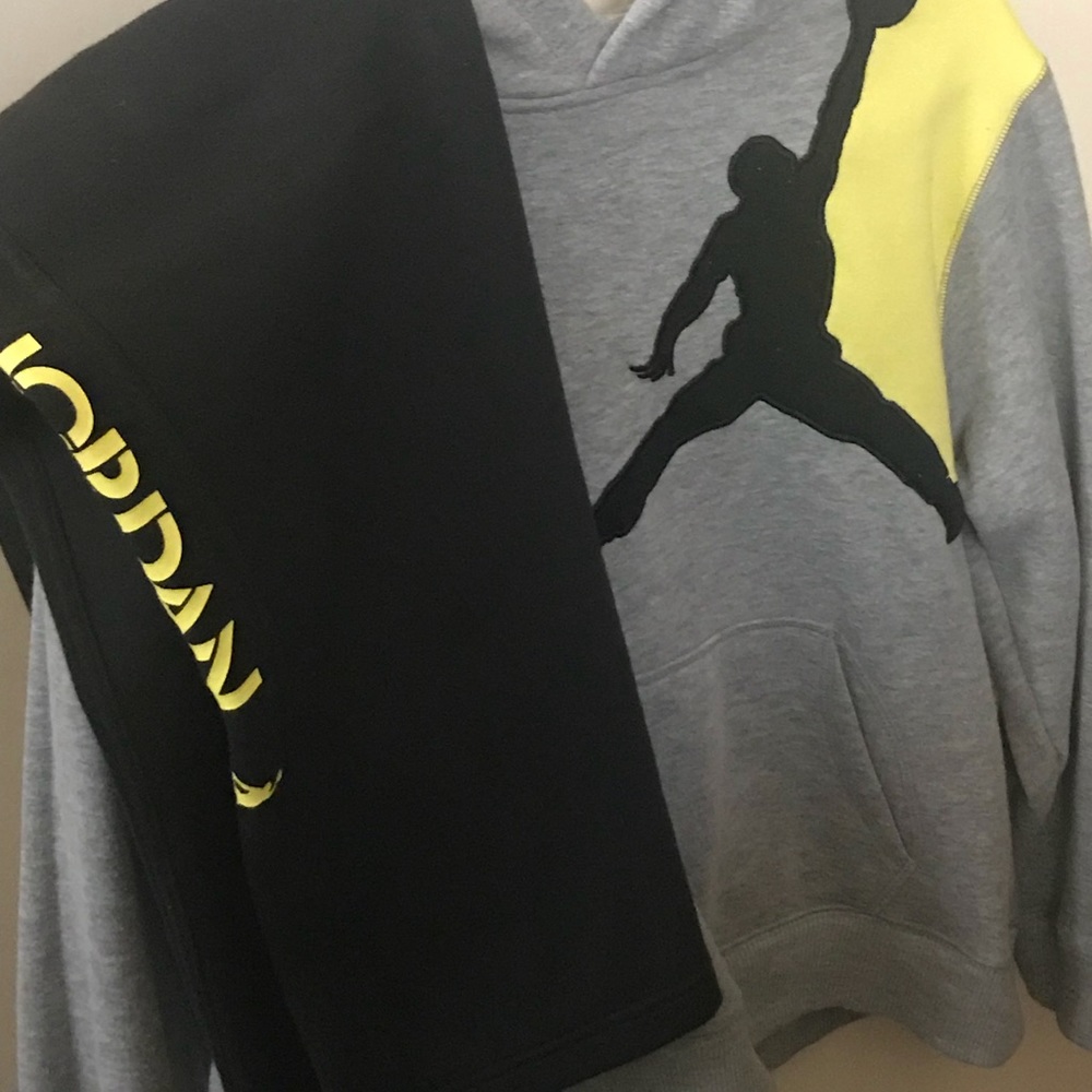 Big Boys Authentic Jordan Jogging Suit